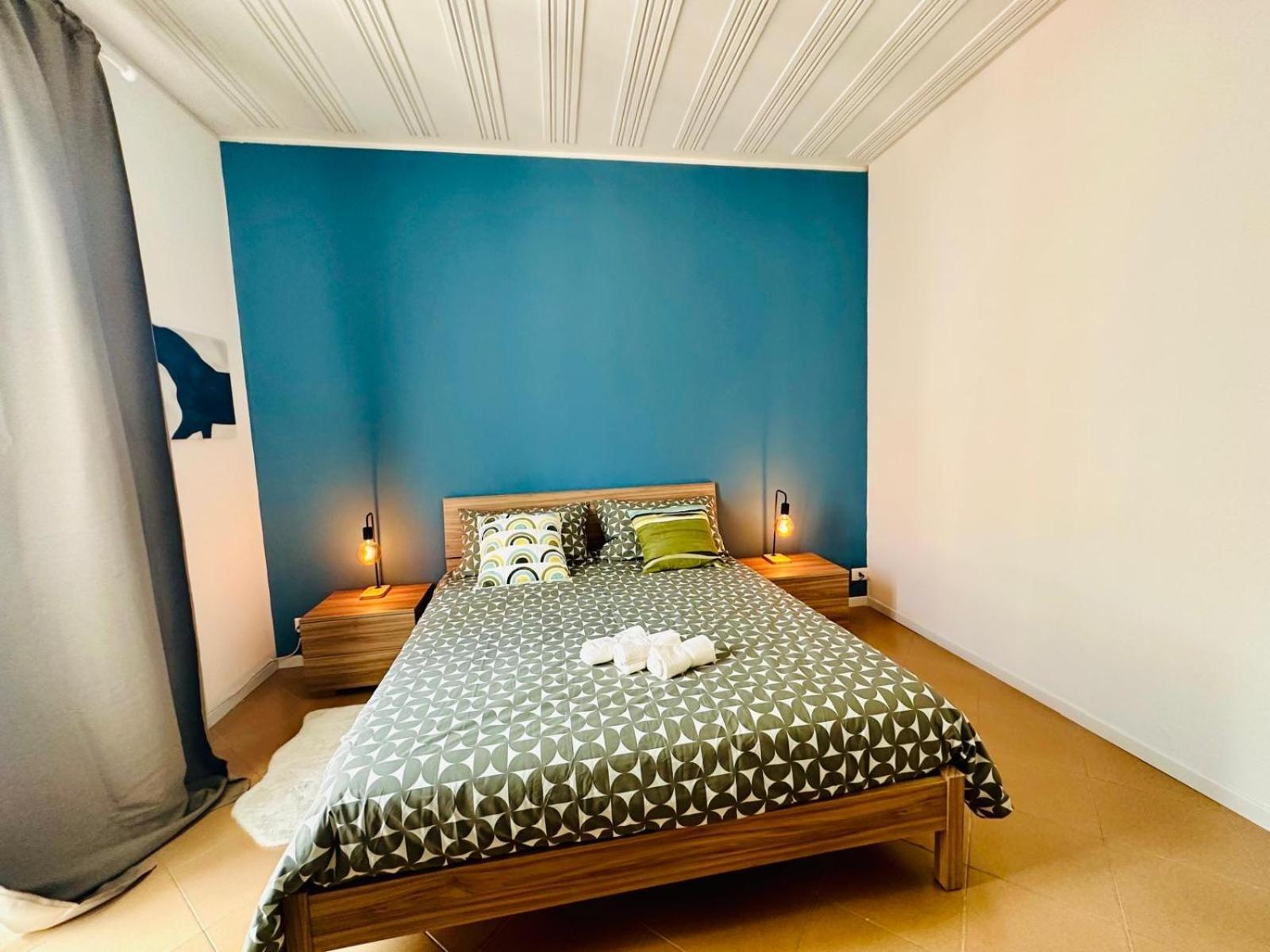 Sicilian Vibes House In Centro Apartment คาตาเนีย ภายนอก รูปภาพ